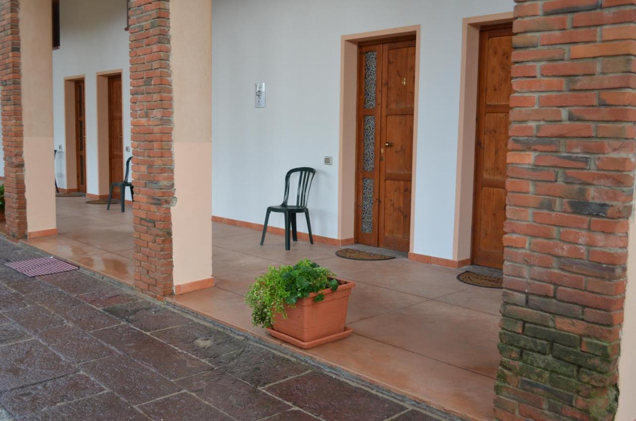 Agriturismo Agrifoglio San Giovanni Suergiu Bagian luar foto